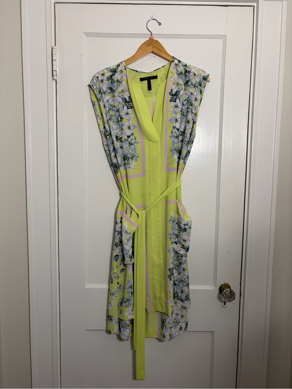 BCBGMAXAZRIA Elizabet Floral Belted Dress Lime Green L